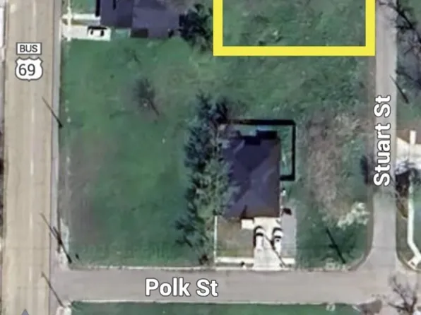 1704 Stuart St, Greenville, TX 75401