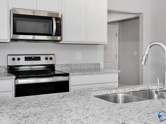 4th image of 10013 Sequoyah Cove Dr