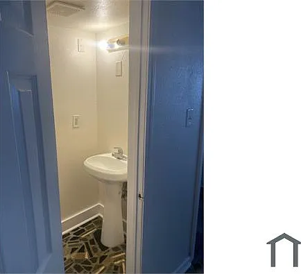 2 bed, 1100 sqft, $1,100 — Photo 4