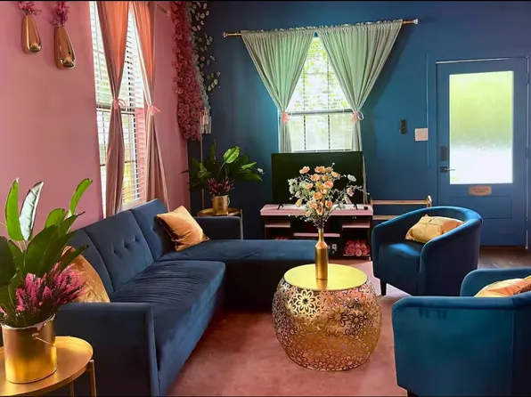 2705 E 3rd St, Austin, TX 78702