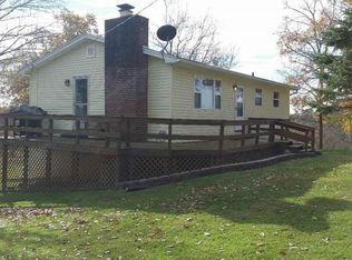 4651 Prices Creek Rd, Huntington, WV 25701