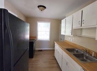 2406 Oxford Dr #A, Valdosta, GA 31602