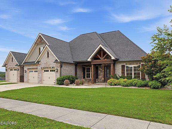4th image of 1319 Rippling Waters Cir