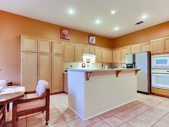3rd image of 79125 Kaye Ct