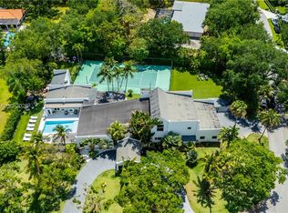 9715 SW 89th Ct, Miami, FL 33176