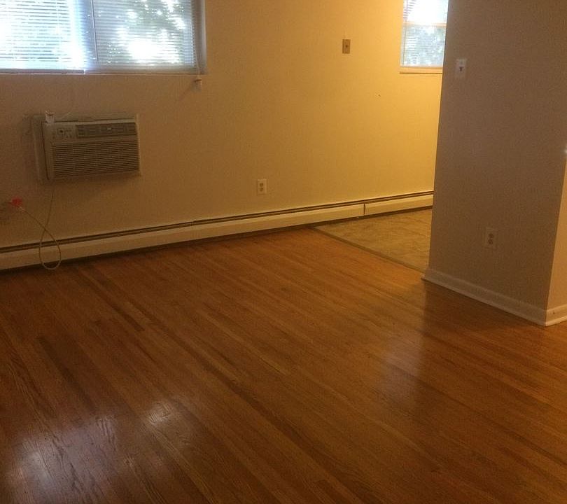 2nd image of 4308 Arendell Ave APT 4