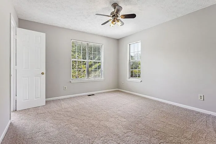 525 Abbotts Hill Ln — Photo 21