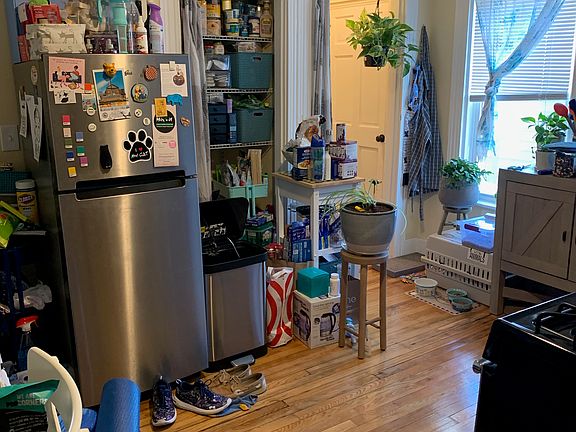 4th image of 5-7 Blake St #1A