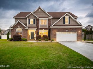 2105 Windchime Ct, Winterville, NC 28590