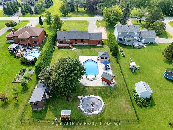 3rd image of 5761 Solina Rd N