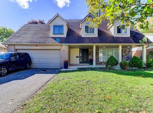 8 Haslemere Ave, Brampton, ON L6W2X4