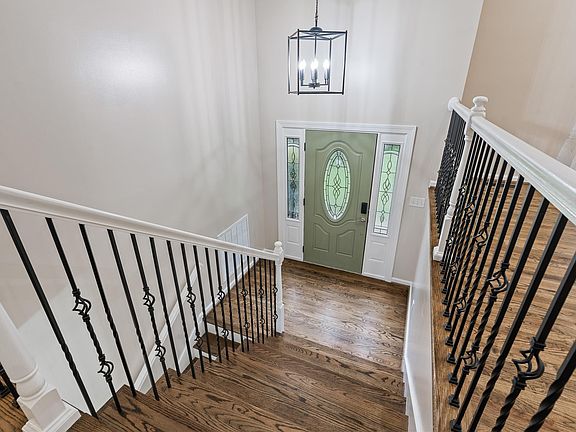 5th image of 21303 Michelle Dr
