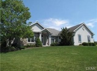 3167 Broadmoor Dr, Center Valley, PA 18034