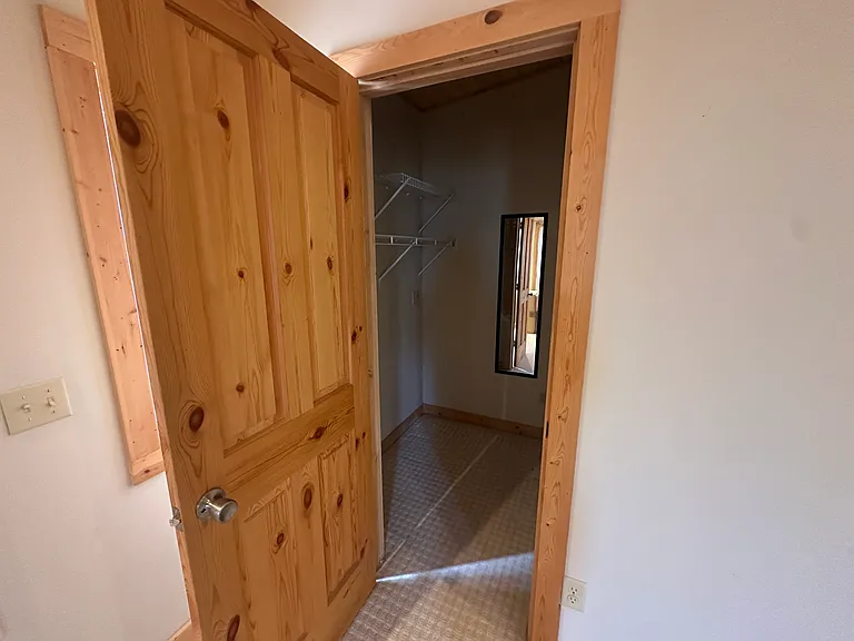 705 Palisade Dr — Photo 17