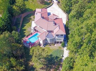 3275 Wildwood Rd, Suwanee, GA 30024