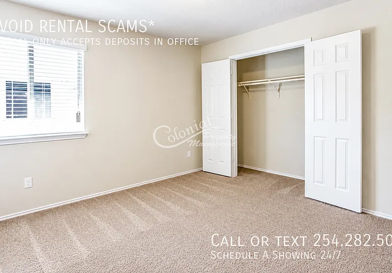 5819 Ambrose Cir — Photo 12