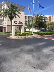 7645 Sun Island Dr S APT 201, South Pasadena, FL, 33707