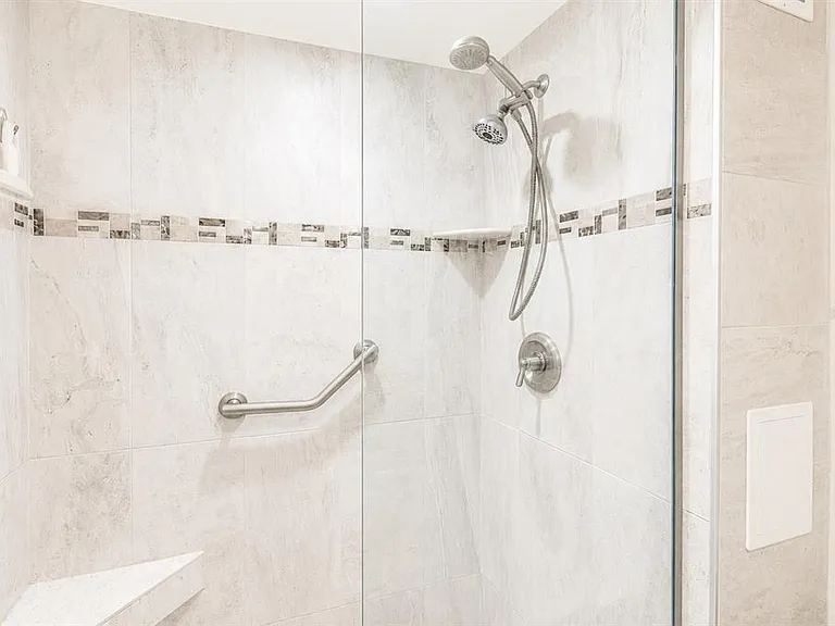 880 Mandalay Ave #C801 — Photo 18