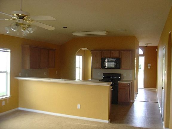 4th image of 19319 Sagebrush Valley Ln