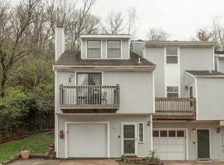 1911 W Lawrence Ct, Kansas City, KS 66103