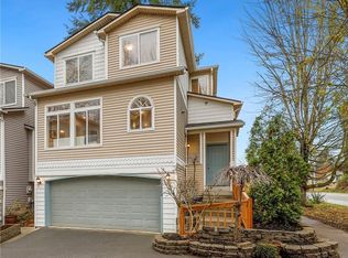 12328 NE 101st Ln, Kirkland, WA 98033