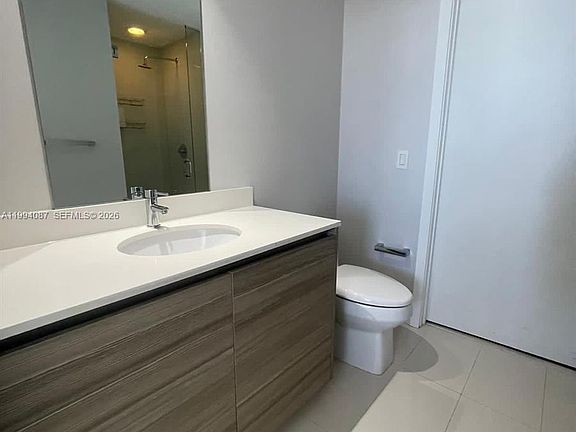 5th image of 121 NE 34th St #807