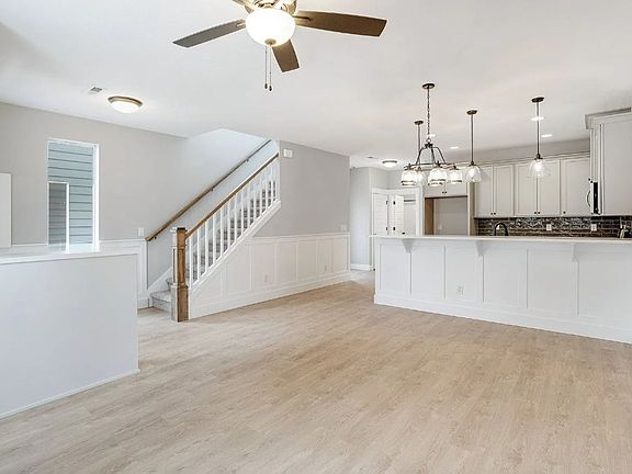 4th image of 9540-9542 N Allegheny Ave