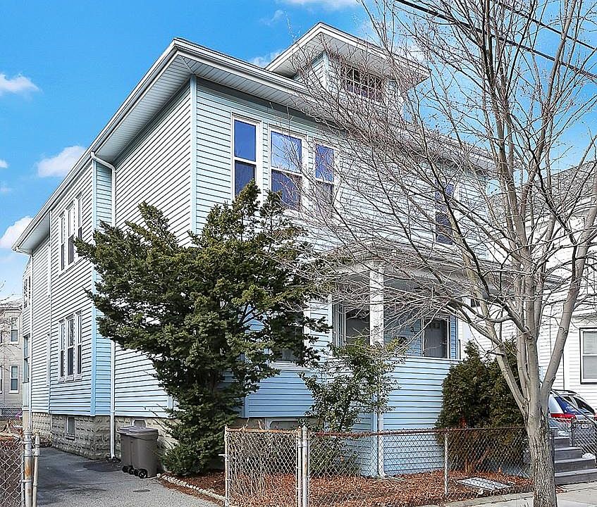 1st image of 35 Parkdale St