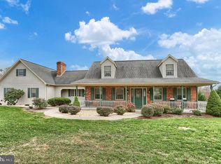 18 Round Top Dr, Halifax, PA 17032