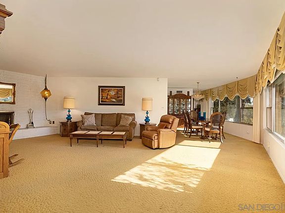 5th image of 351 Cypress Crest Ter