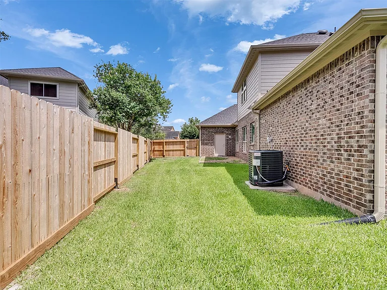20126 Turtle Brook Ln — Photo 49