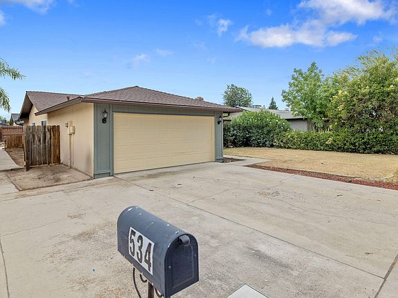3rd image of 534 W Swift Avenue
