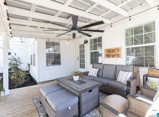 127 Ridgewood Dr, Daphne, AL 36526