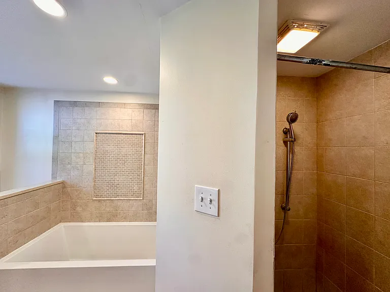 236 Dolphin Ln — Photo 11