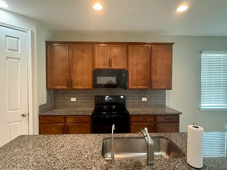 5162 Sawmill Point Way — Photo 6