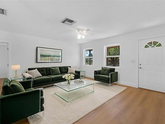 3rd image of 1524 Providence Blvd