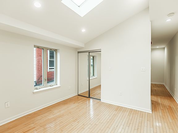 4th image of 707 N 2nd St Floor 2
