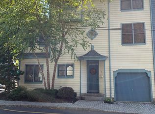 5 Raritan Pointe #5, Lambertville, NJ 08530