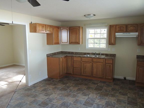 2nd image of 118 Poplar Dr