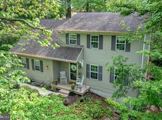 4133 Forrest Rd, Mount Joy, PA 17552