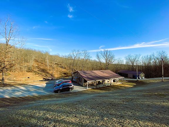 2nd image of 1080 Mulberry Dr