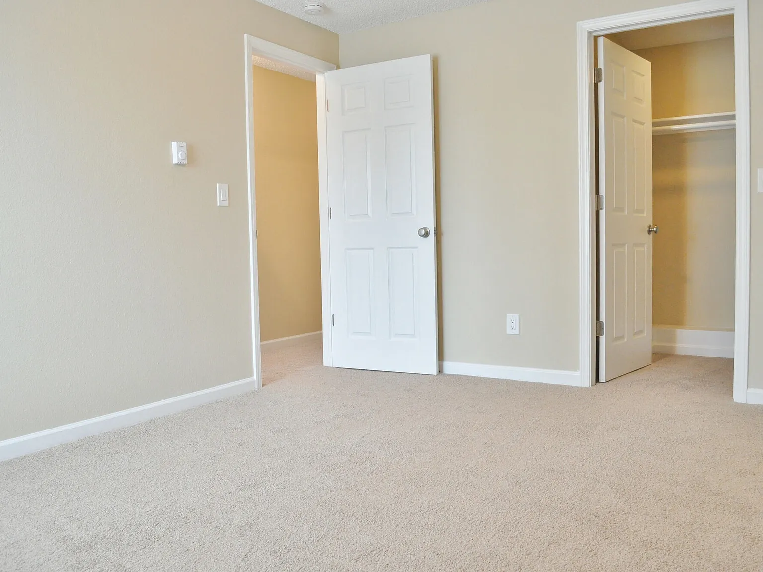 2 bed, 785 sqft, $1,550 — Photo 3