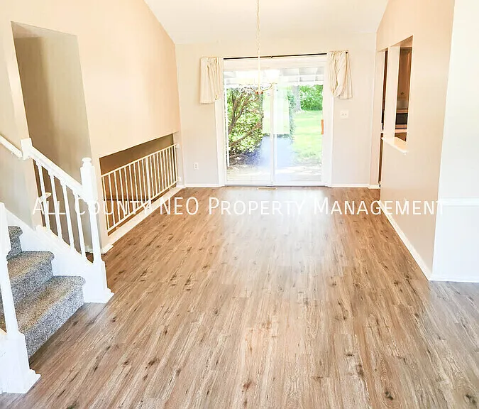 5727 Carolyn Dr — Photo 20