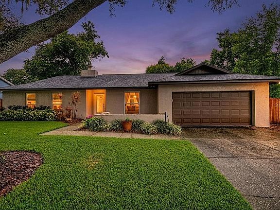 2nd image of 1112 LAKEMONT DRIVE
