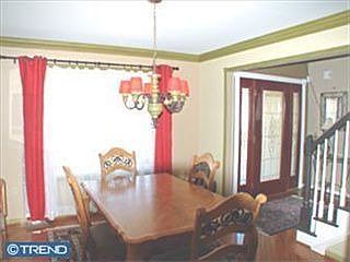 3rd image of 148 W Flagstone Dr