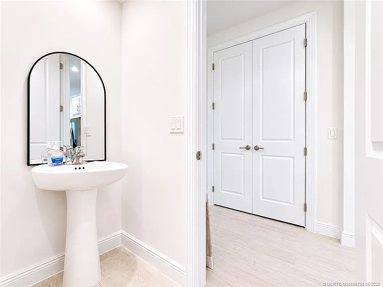 3583 NW Solange Ct — Photo 15