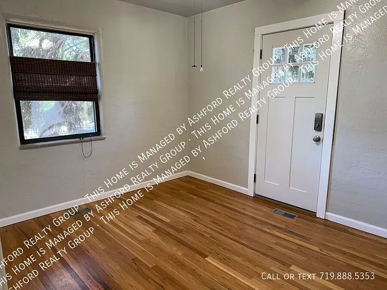 1220 E San Rafael St — Photo 10