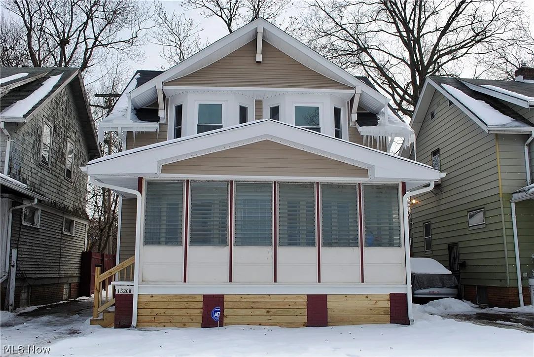 15208 Elderwood Ave photo 1