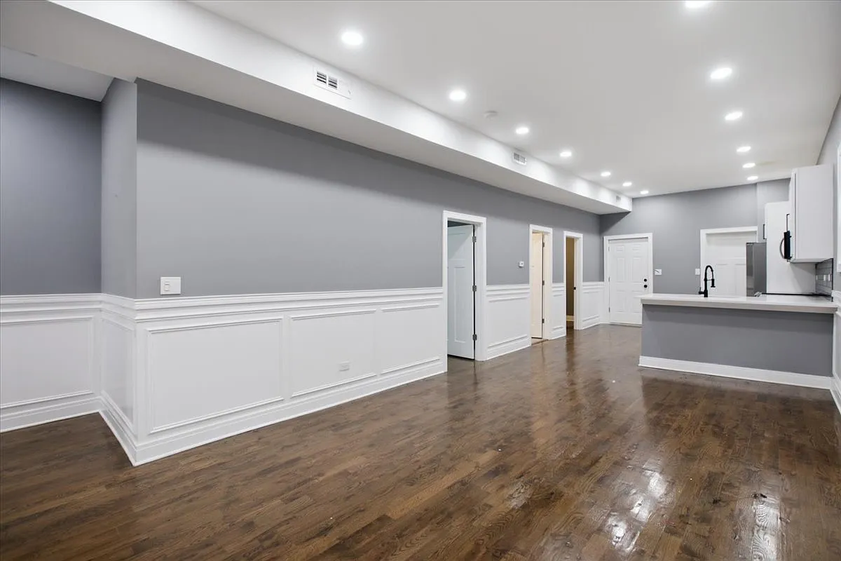 3 bed, 1500 sqft, $2,300 — Photo 4