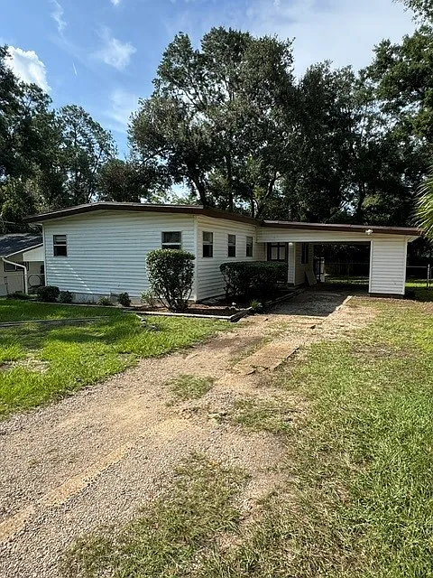 1826 Tyndall Dr